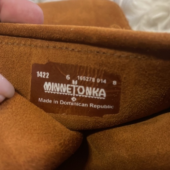 Minnetonka lace front knee high moccasins boots - Picture 5 of 11